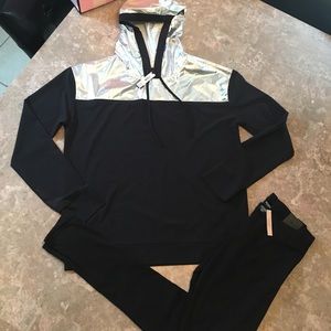NWT Victoria’s Secret Sport Bundle 🏃🏻‍♀️💪🏼